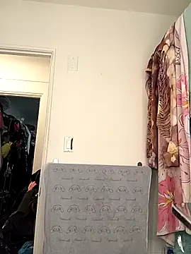 Foxxyhoneypott online show from 03-29-26, 02:11