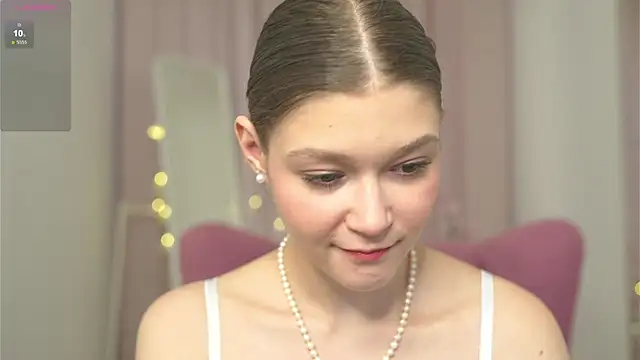 Kelly Ember online show from 10-10-25, 02:49