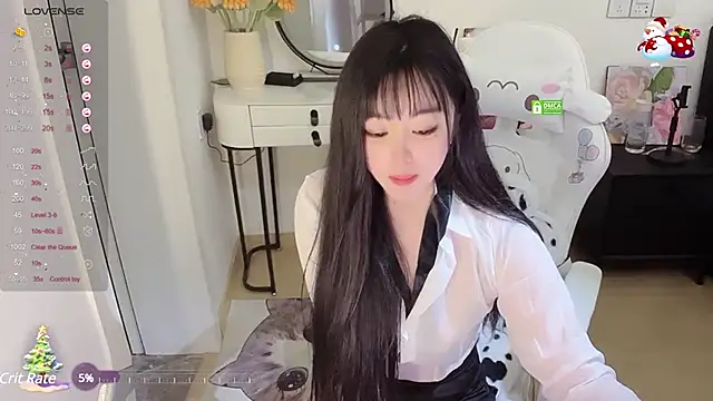 Snapshot of Milla-z chatting on 03-04-25, 12:33 Milla-z online show from 03-04-25, 12:33