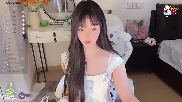 Snapshot of Milla-z chatting on 03-08-25, 04:50 Milla-z online show from 03-08-25, 04:50