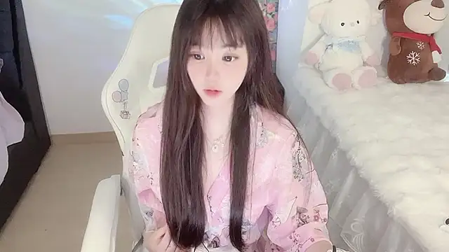 Snapshot of Milla-z chatting on 09-30-25, 07:35 Milla-z online show from 09-30-25, 07:35