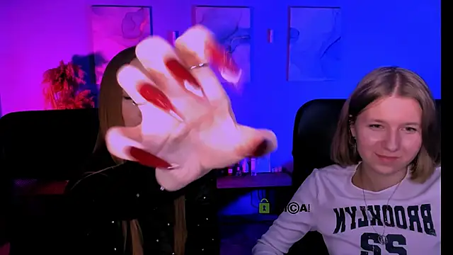 doll vey online show from 03-18-26, 08:56