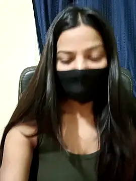 Snapshot of CRAZY__BITE chatting on 03-04-25, 06:39 CRAZY BITE online show from 03-04-25, 06:39