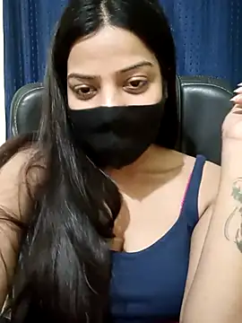 Snapshot of CRAZY__BITE chatting on 03-18-25, 09:43 CRAZY BITE online show from 03-18-25, 09:43