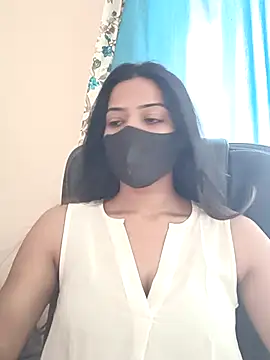 Snapshot of CRAZY__BITE chatting on 02-22-26, 09:52 CRAZY BITE online show from 02-22-26, 09:52