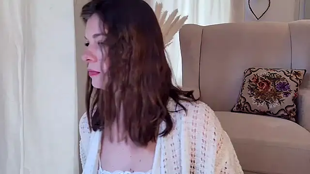 Snapshot of Rosemarie_Blu chatting on 05-16-26, 08:00 Rosemarie Blu online show from 05-16-26, 08:00