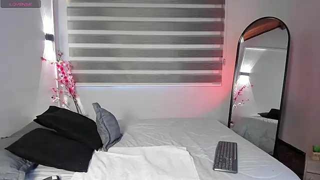 sweet obsession   online show from 09-27-25, 07:41