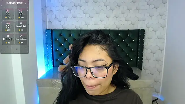 Sarah evansm online show from 09-11-25, 02:11