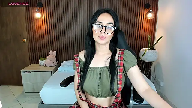 zakia23  online show from 03-15-25, 10:22