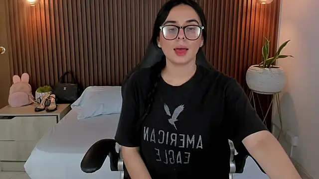 zakia23  online show from 03-21-25, 07:13