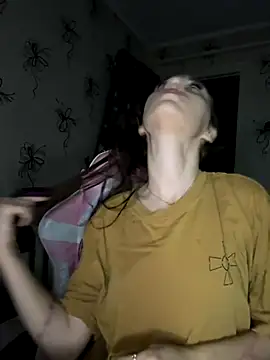 Snapshot of MrrKate chatting on 11-11-25, 12:21 MrrKate online show from 11-11-25, 12:21