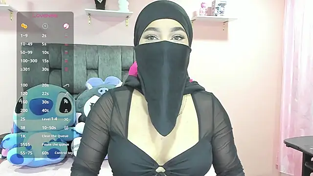Fernanda ali online show from 03-08-25, 01:39