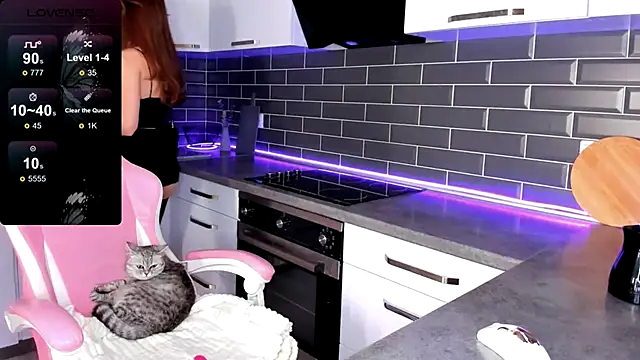 EmmaVictori1 online show from 11-07-25, 06:46