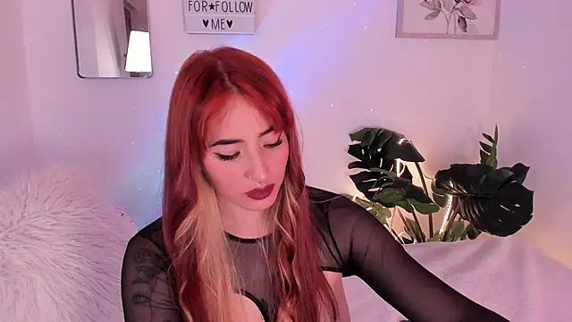 Snapshot of purplemoonn_ chatting on 03-12-25, 04:02 purplemoonn online show from 03-12-25, 04:02