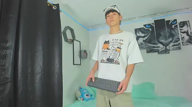 Maxxi hot23 online show from 03-01-25, 01:43