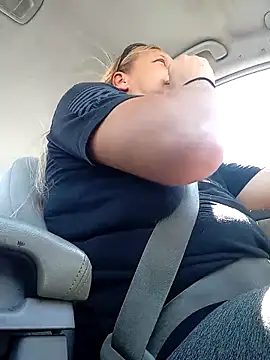 Snapshot of wetnwildforyou chatting on 09-14-25, 07:13 wetnwildforyou online show from 09-14-25, 07:13