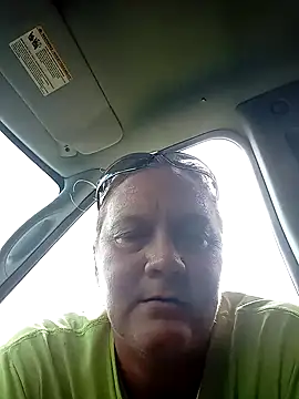 Snapshot of wetnwildforyou chatting on 09-30-25, 04:45 wetnwildforyou online show from 09-30-25, 04:45