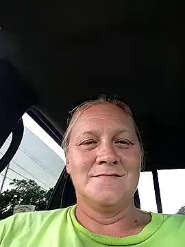 Snapshot of wetnwildforyou chatting on 10-03-25, 08:50 wetnwildforyou online show from 10-03-25, 08:50