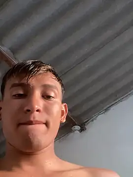 Snapshot of Babyalienqm chatting on 03-15-26, 08:48 Babyalienqm online show from 03-15-26, 08:48