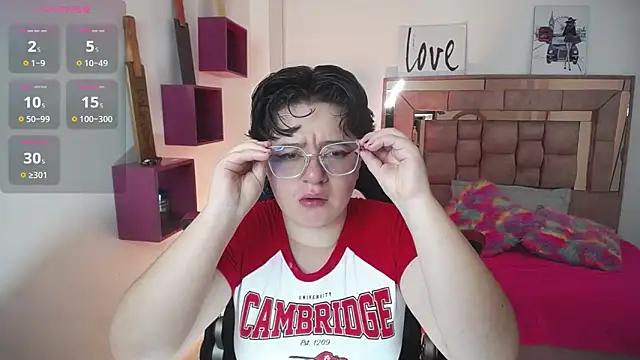 safyka online show from 10-18-25, 01:41