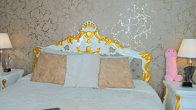 Snapshot of ScarlettWallace chatting on 03-11-25, 07:25 ScarlettWallace online show from 03-11-25, 07:25