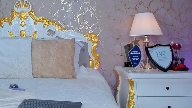 Snapshot of ScarlettWallace chatting on 03-13-25, 06:23 ScarlettWallace online show from 03-13-25, 06:23