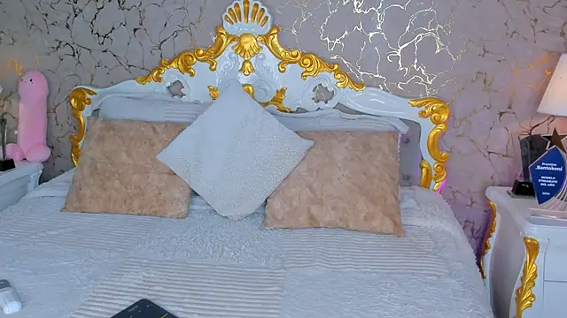 Snapshot of ScarlettWallace chatting on 03-14-25, 12:43 ScarlettWallace online show from 03-14-25, 12:43