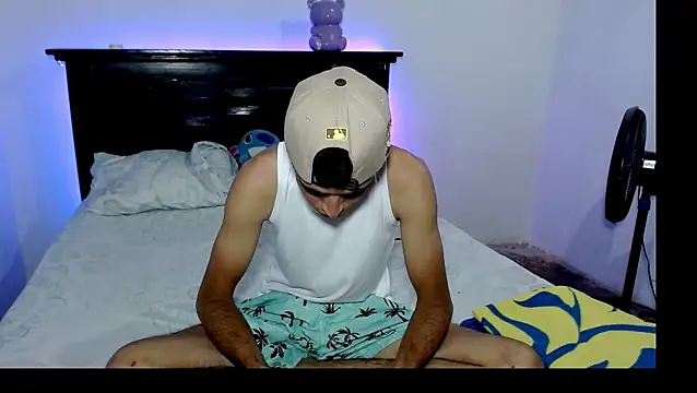 abrahamm 256 online show from 03-08-25, 02:12