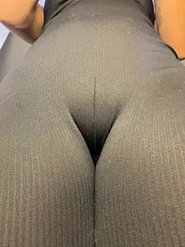 AshleyG 222 online show from 04-30-26, 05:30