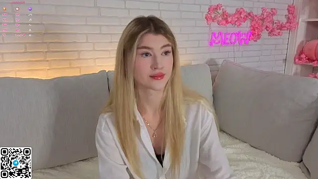 Tessalune  online show from 11-03-25, 03:08