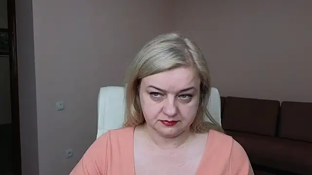 Mary Mist online show from 03-04-25, 05:32