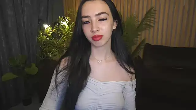 WildKittenX  online show from 10-10-25, 05:50