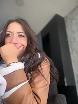 Mila LS online show from 12-13-25, 07:53