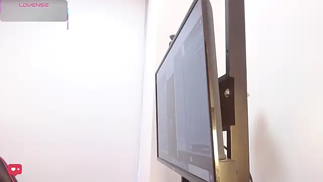 Bonniie 22 online show from 03-04-25, 07:43