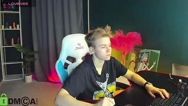 Snapshot of Jean_Wilsons chatting on 03-19-25, 01:40 Jean Wilsons online show from 03-19-25, 01:40