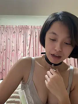 Snapshot of ladypaggy chatting on 02-11-26, 05:29 ladypaggy online show from 02-11-26, 05:29