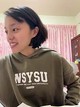 Snapshot of ladypaggy chatting on 03-10-26, 09:25 ladypaggy online show from 03-10-26, 09:25