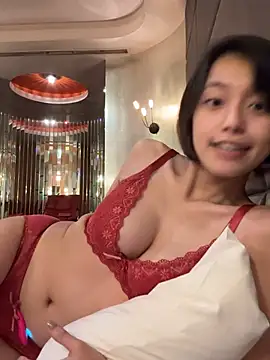 Snapshot of ladypaggy chatting on 03-21-26, 06:18 ladypaggy online show from 03-21-26, 06:18