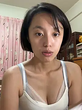 Snapshot of ladypaggy chatting on 03-26-26, 02:00 ladypaggy online show from 03-26-26, 02:00