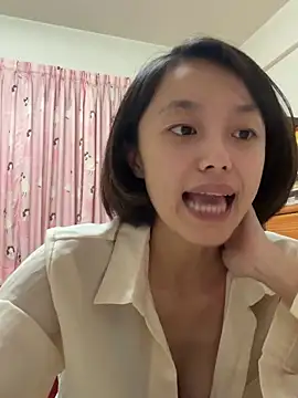 Snapshot of ladypaggy chatting on 04-08-26, 03:23 ladypaggy online show from 04-08-26, 03:23