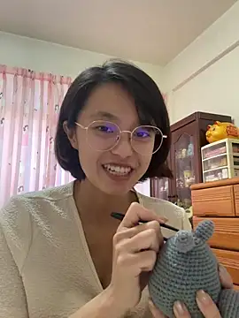 Snapshot of ladypaggy chatting on 04-11-26, 05:56 ladypaggy online show from 04-11-26, 05:56