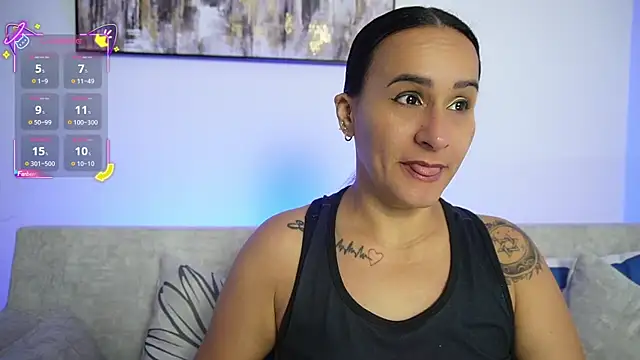 Snapshot of Sara_Charmy chatting on 09-25-25, 10:41 Sara Charmy online show from 09-25-25, 10:41