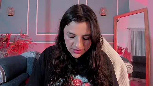 TaraTaylorr online show from 11-02-25, 02:25