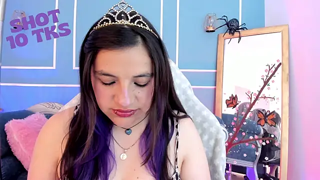 TaraTaylorr online show from 05-06-26, 03:35
