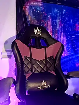 MiaStarts online show from 02-06-26, 09:23