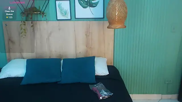 yessila parker online show from 09-27-25, 02:16