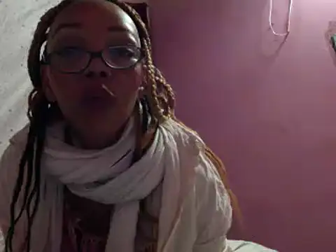 Ladyzee25 online show from 02-03-26, 04:32