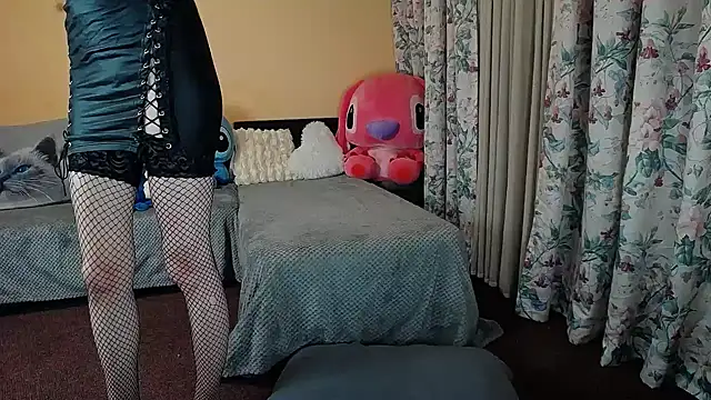 Snapshot of Maddison_Summer chatting on 09-21-25, 09:49 Maddison Summer online show from 09-21-25, 09:49