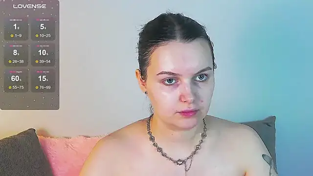 Miss Vic online show from 07-25-26, 06:49
