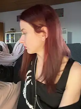 SweetSeraphine online show from 03-18-25, 04:59